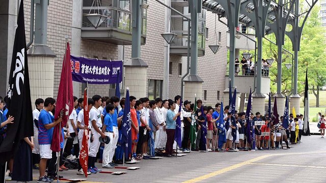 インフォメーションギャラリーに、ずらり集結した出場団体