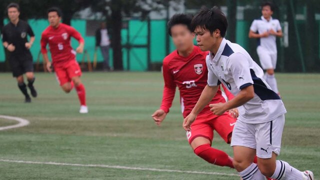 対成蹊大学（リーグ戦2部2位）に大金星をあげた試合風景（成蹊大学サッカー場）