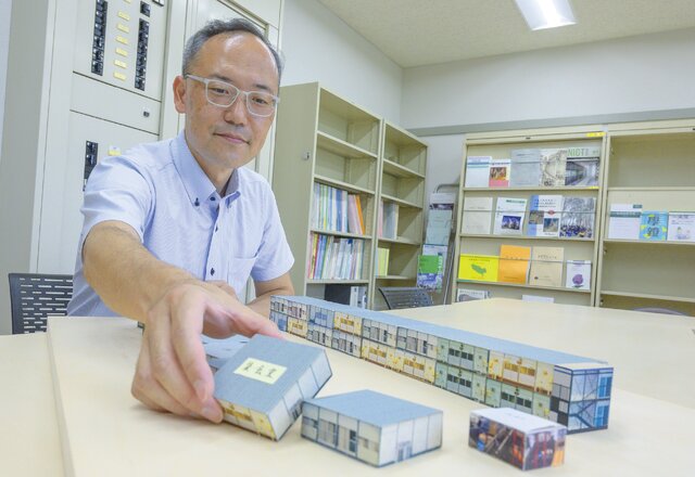 地域の方とのワークショップで活用される復興住宅の模型
